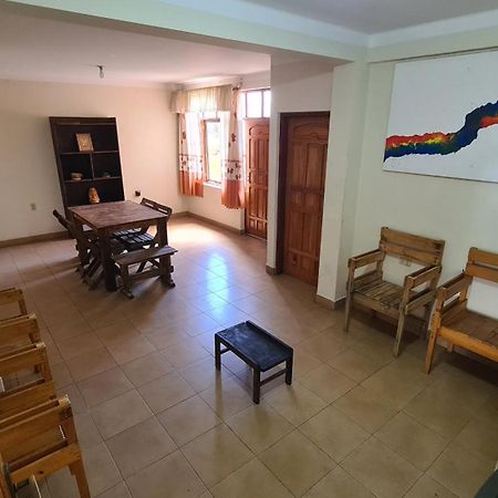 Apart Hostel Downtown 2 Tarija Ngoại thất bức ảnh